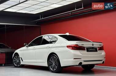 Седан BMW 5 Series 2018 в 