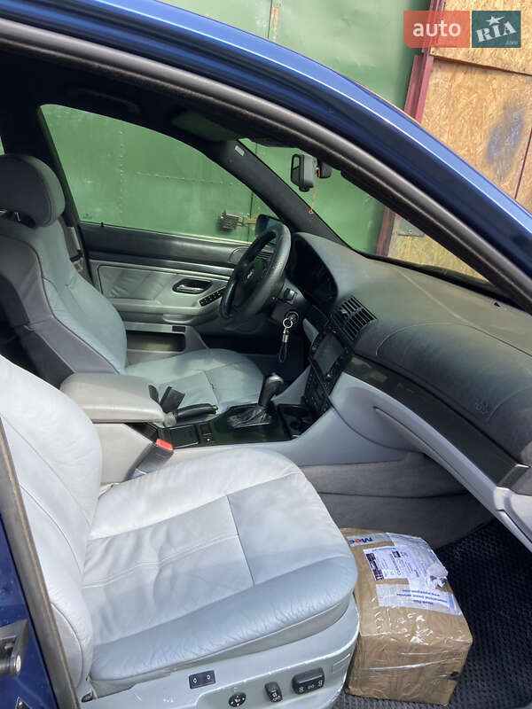 Седан BMW 5 Series 2001 в Одесі
