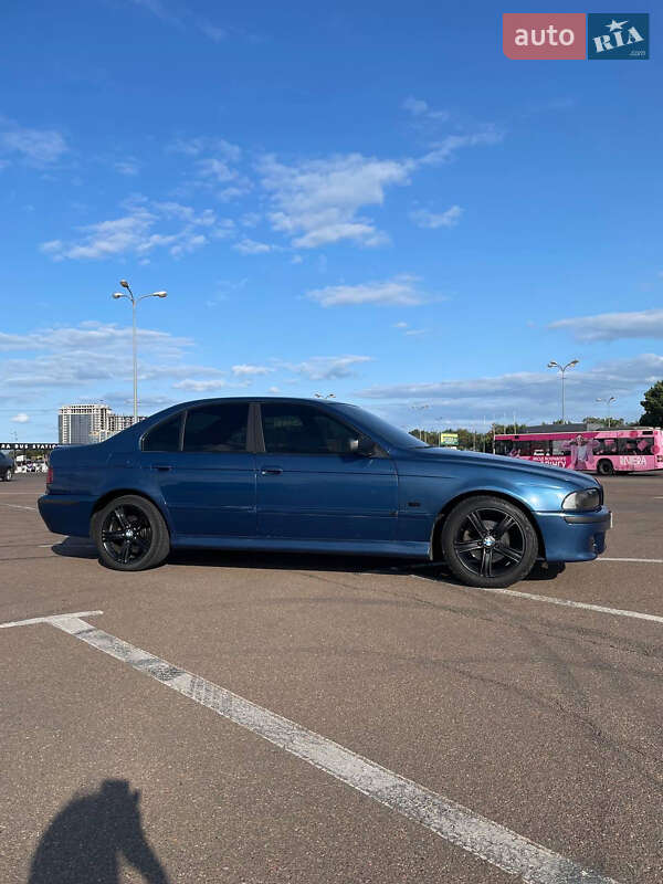 Седан BMW 5 Series 2001 в Одесі