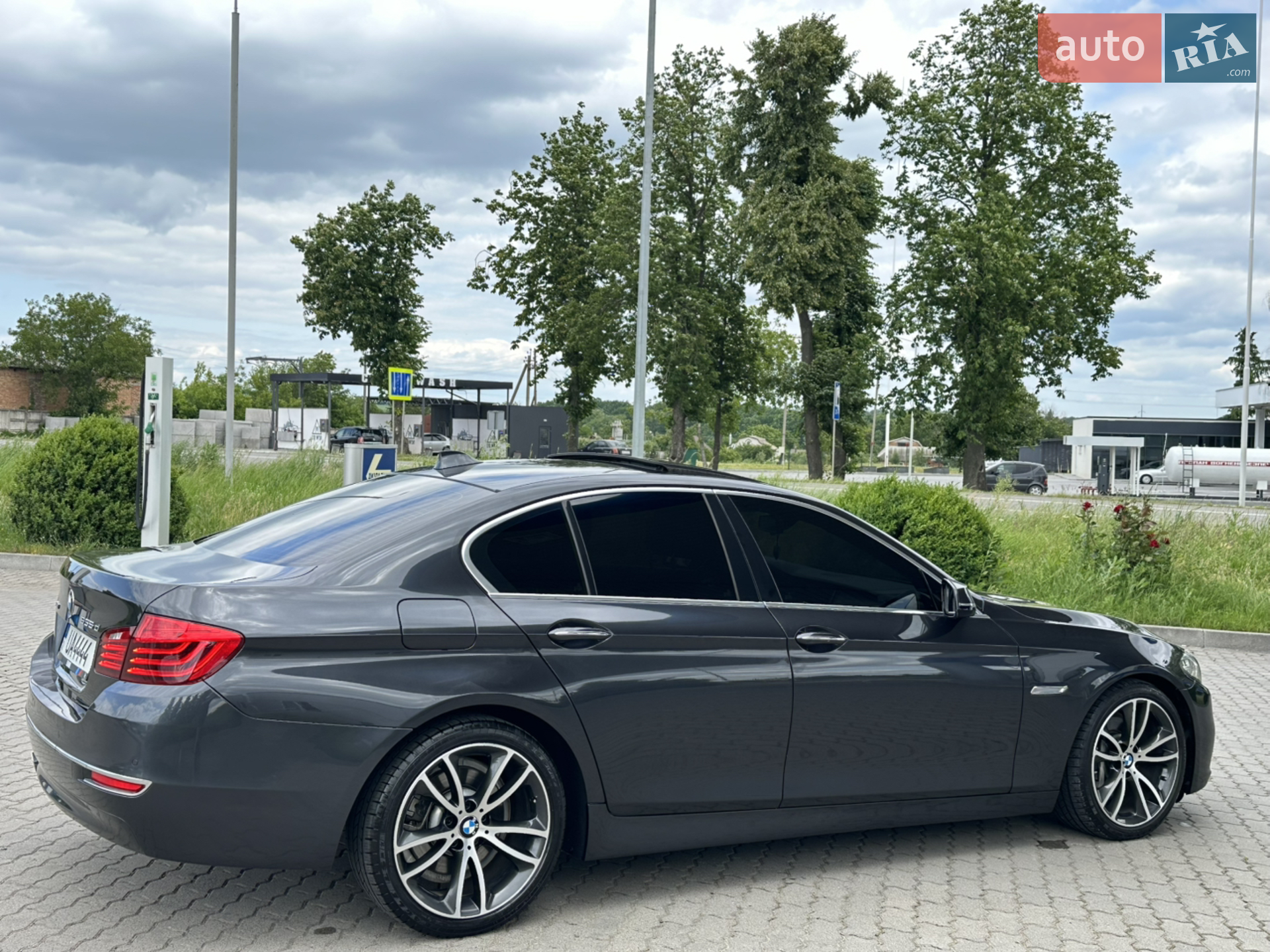 2013 BMW 5er - мініатюра 13