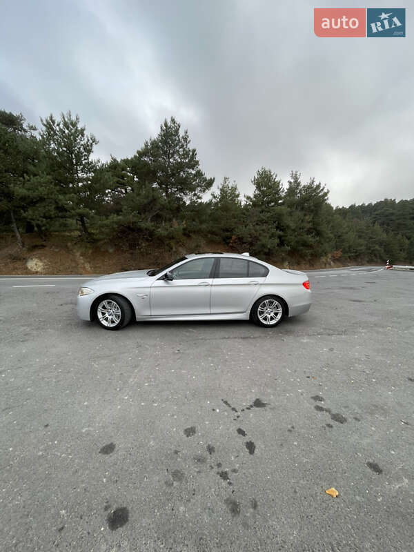 Седан BMW 5 Series 2012 в Измаиле фото 5 Седан BMW 5 Series 2012 в Измаиле
