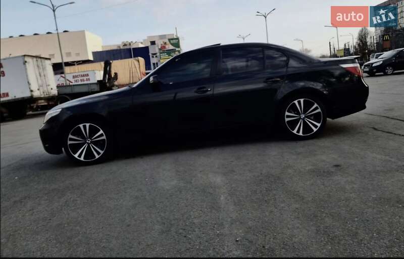 Седан BMW 5 Series 2005 в Харькове