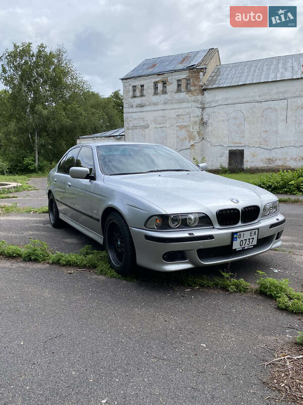 Седан BMW 5 Series 2002 в Семенівці