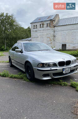 Седан BMW 5 Series 2002 в 