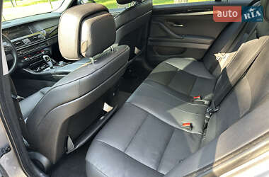 Седан BMW 5 Series 2012 в 