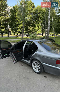 Седан BMW 5 Series 1999 в 
