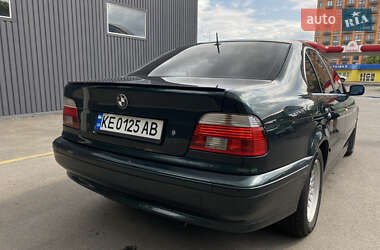 Седан BMW 5 Series 2001 в 