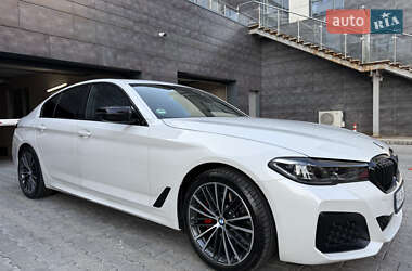 Седан BMW 5 Series 2020 в 