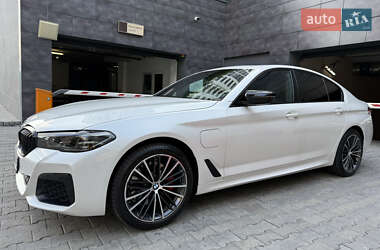 Седан BMW 5 Series 2020 в 