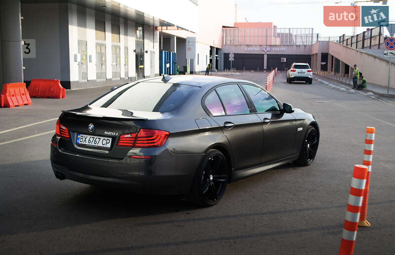 Седан BMW 5 Series 2014 в Славуті