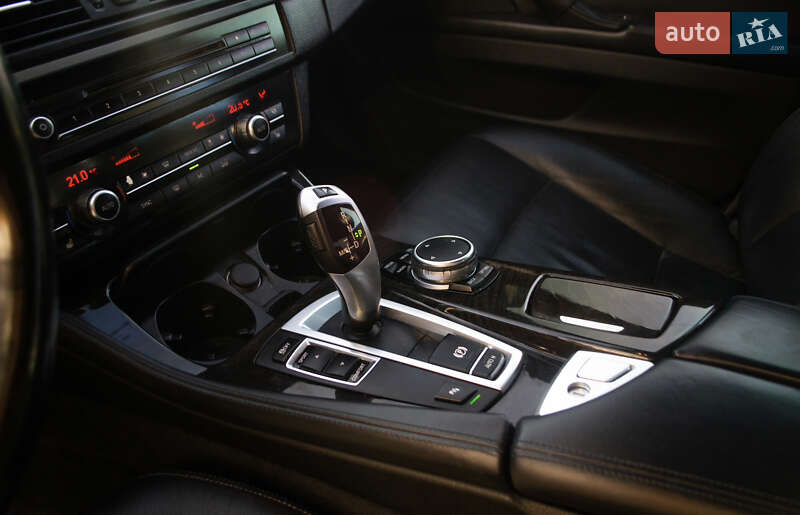 Седан BMW 5 Series 2014 в Славуті