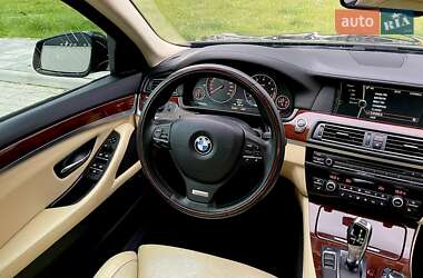 Седан BMW 5 Series 2011 в 