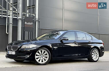 Седан BMW 5 Series 2011 в 
