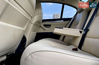 Седан BMW 5 Series 2011 в 