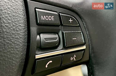 Седан BMW 5 Series 2011 в 