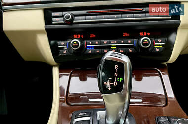 Седан BMW 5 Series 2011 в 