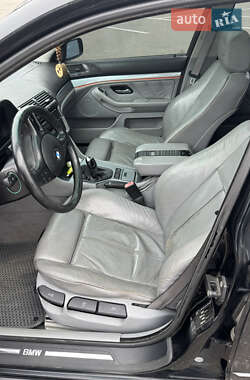 Седан BMW 5 Series 2000 в 