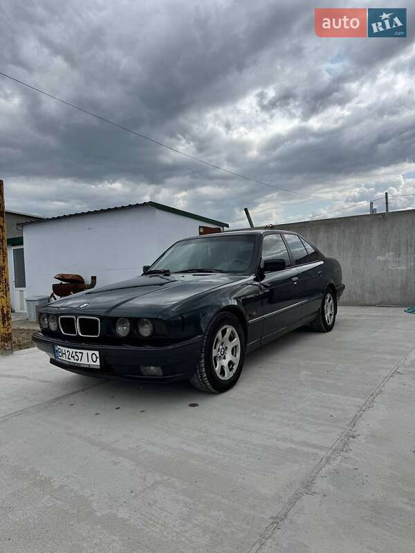 Седан BMW 5 Series 1994 в 