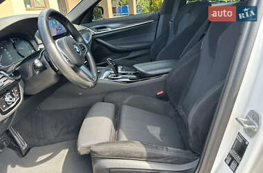 Седан BMW 5 Series 2020 в 
