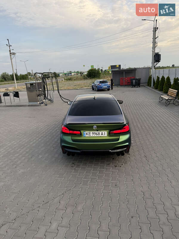 Седан BMW 5 Series 2017 в Дніпрі