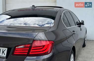 Седан BMW 5 Series 2011 в 