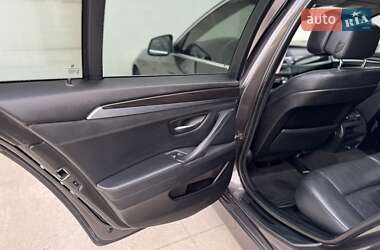 Седан BMW 5 Series 2011 в 
