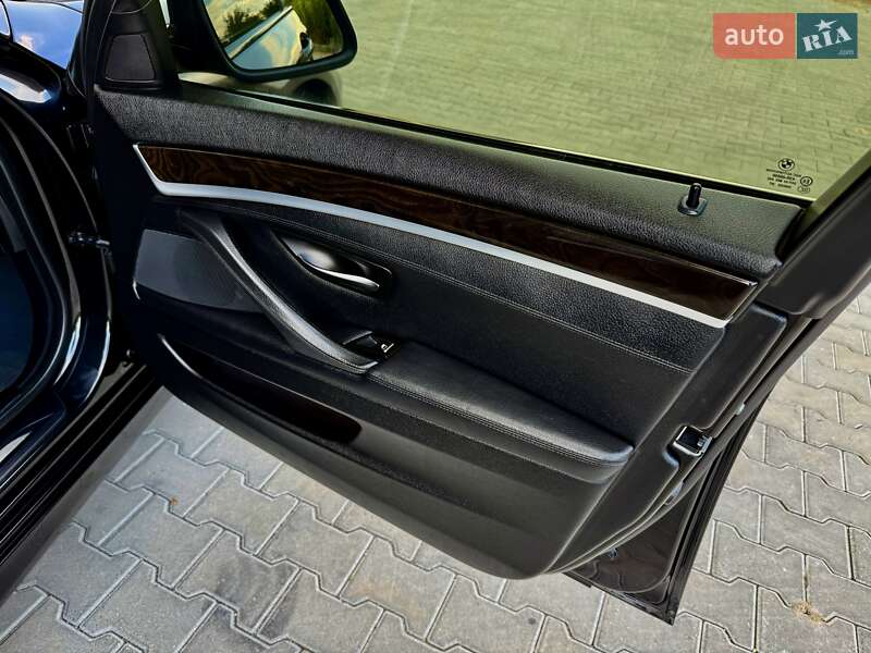 Седан BMW 5 Series 2013 в Одессе