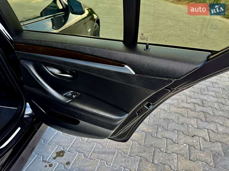 Седан BMW 5 Series 2013 в Одессе