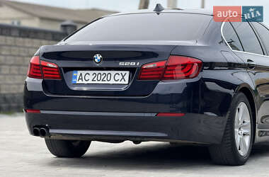 Седан BMW 5 Series 2012 в 