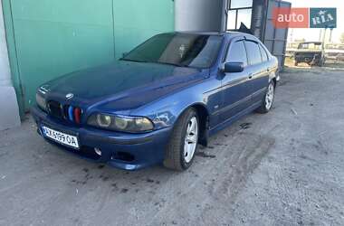 Седан BMW 5 Series 2000 в Зміїві