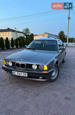 Седан BMW 5 Series 1990 в Рава-Русской