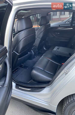 Седан BMW 5 Series 2011 в 