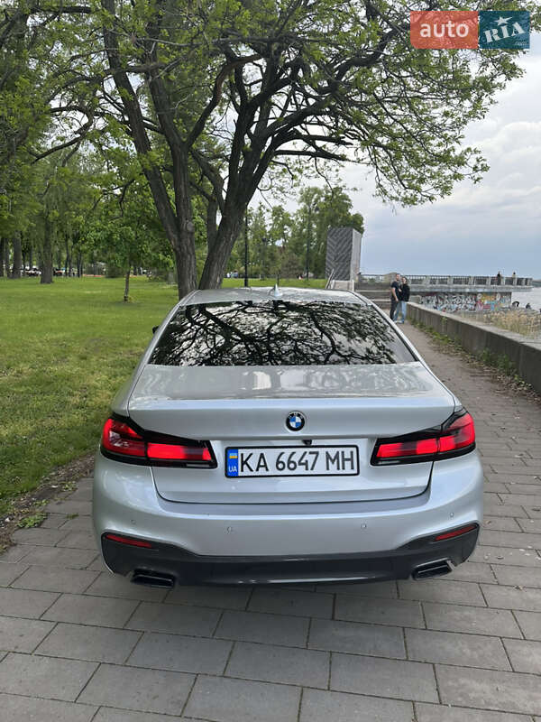 Седан BMW 5 Series 2017 в Киеве