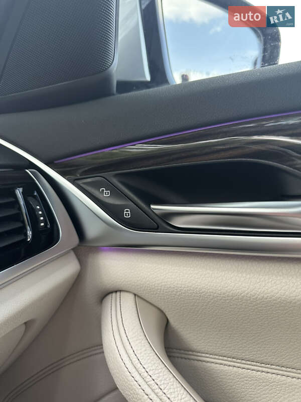 Седан BMW 5 Series 2017 в Киеве