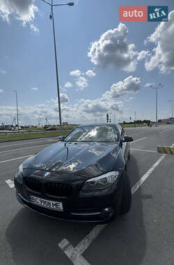 Седан BMW 5 Series 2012 в Львове