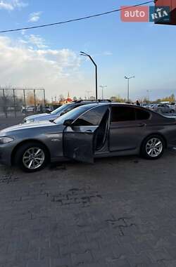 Седан BMW 5 Series 2010 в Черновцах