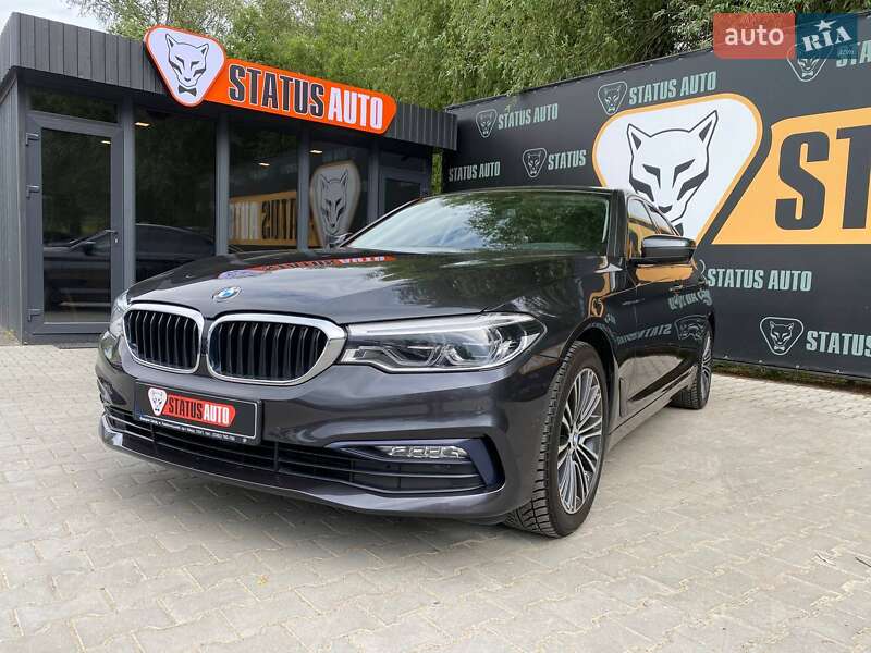 Седан BMW 5 Series 2017 в Хмельницком