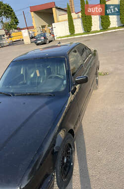 Седан BMW 5 Series 1989 в Костополе