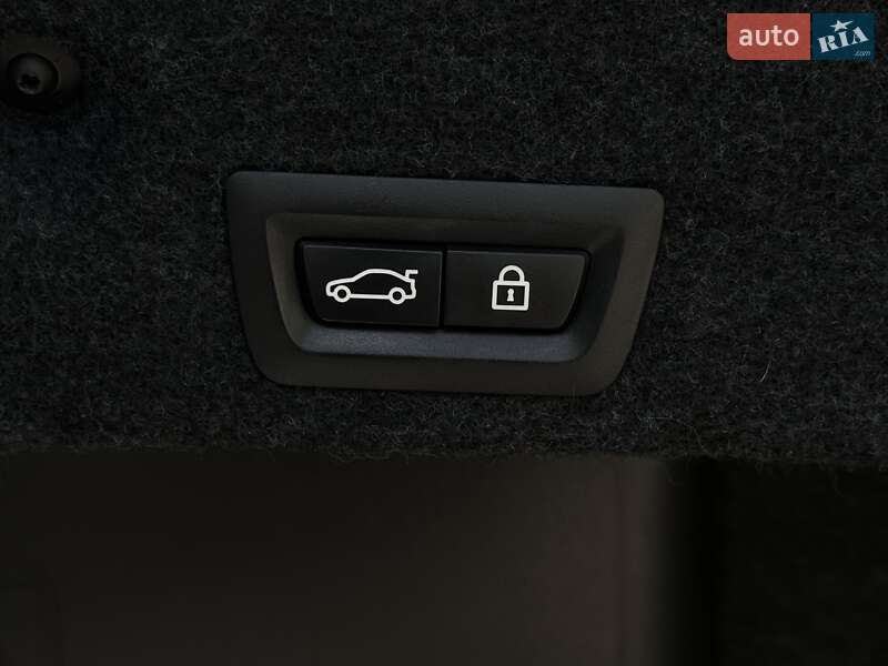 Седан BMW 5 Series 2016 в Ременеві