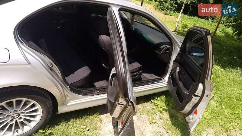 Седан BMW 5 Series 2000 в Миколаєві