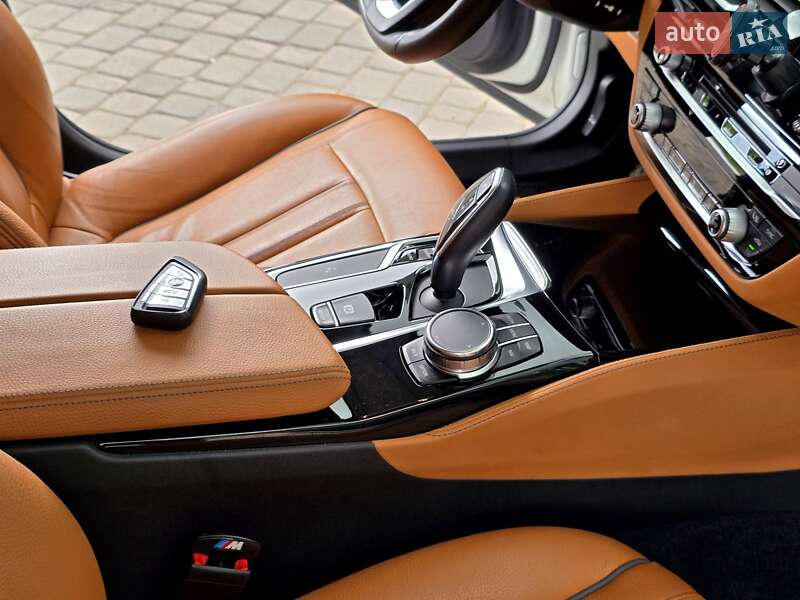 Седан BMW 5 Series 2018 в Києві