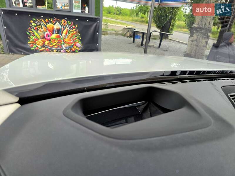 Седан BMW 5 Series 2018 в Києві