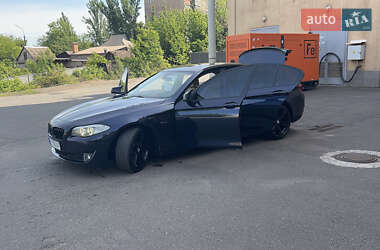 Седан BMW 5 Series 2013 в 