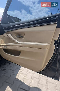 Седан BMW 5 Series 2013 в 