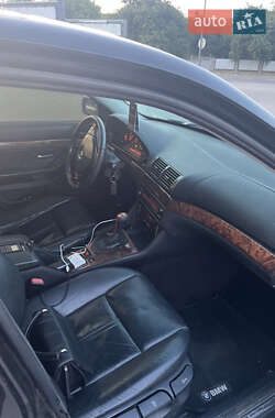 Седан BMW 5 Series 1999 в 