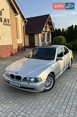 Седан BMW 5 Series 2001 в Самборе