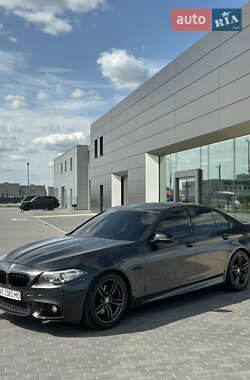 Седан BMW 5 Series 2014 в Днепре