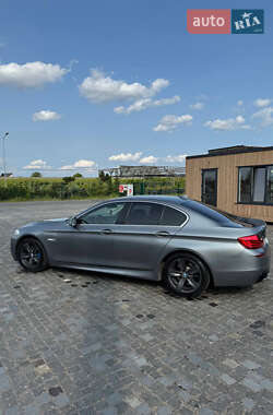 Седан BMW 5 Series 2010 в 