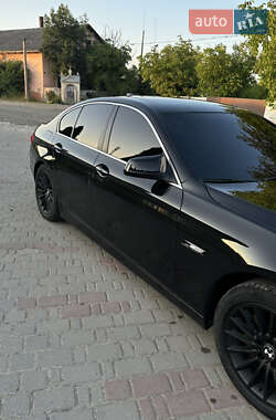Седан BMW 5 Series 2011 в 