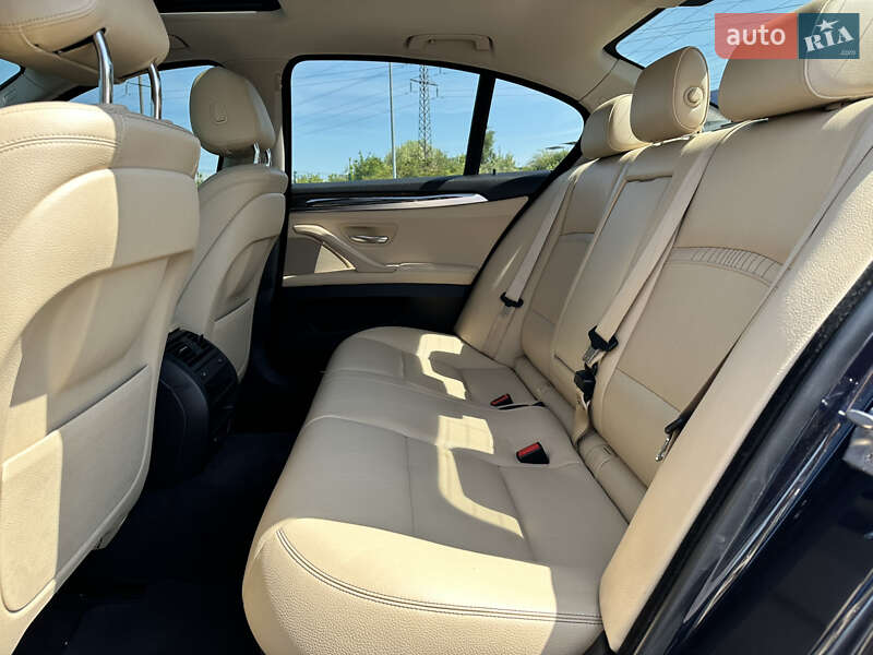 Седан BMW 5 Series 2015 в Ровно фото 42 Седан BMW 5 Series 2015 в Ровно